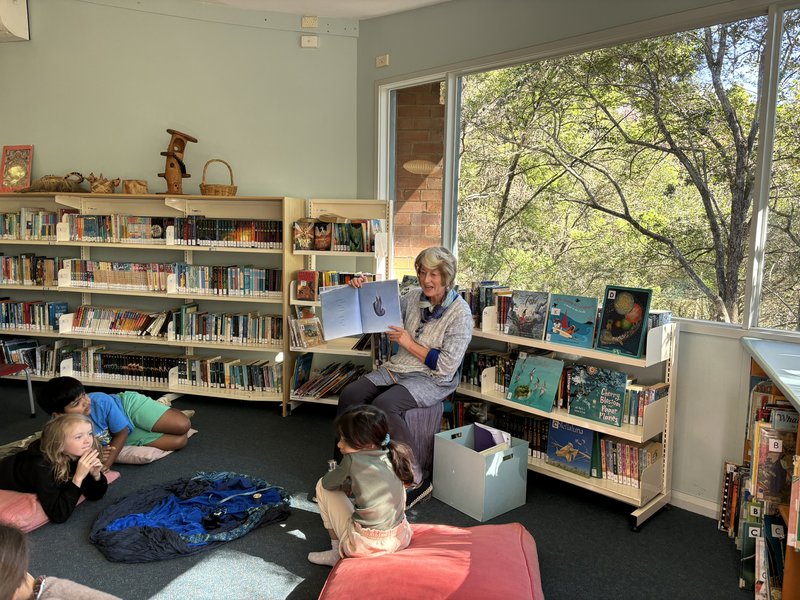 Class 3 Participate in National Simultaneous Storytime 2024