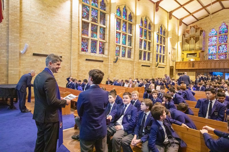 Rev Tim Robinson speaking to the Boarders