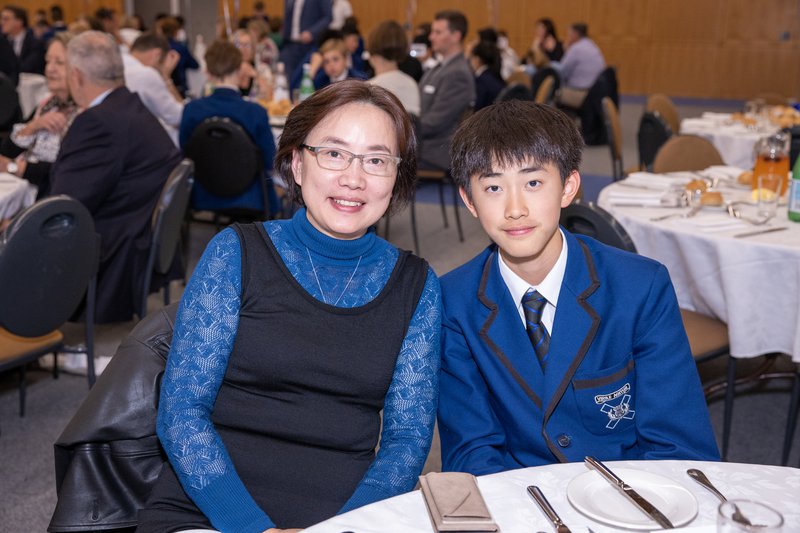 Kazayuki Fuse catching up with his mother