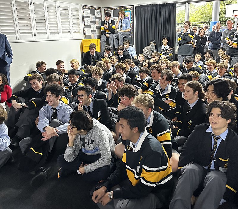 The Year 6 Class of 2019 Returns to Edgecliff