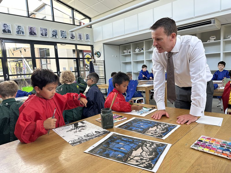 Kindy's First Art Lesson at Edgecliff