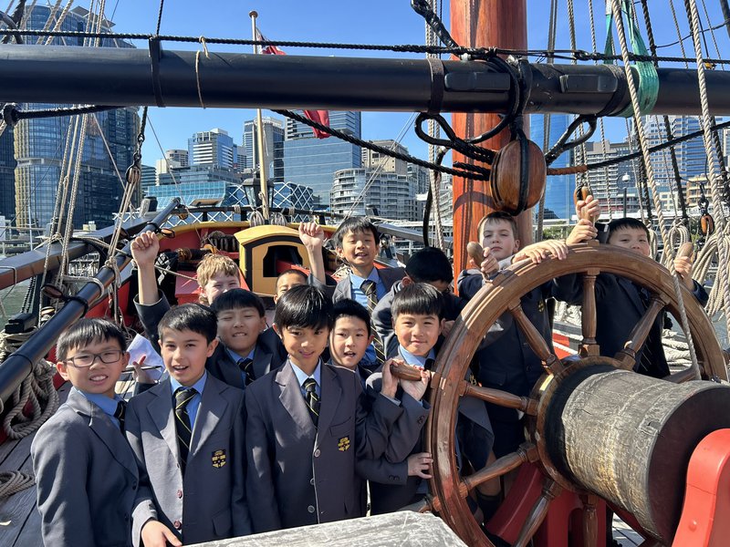 Year 4 Visit the Maritime Museum and Explore the Endeavour Replica