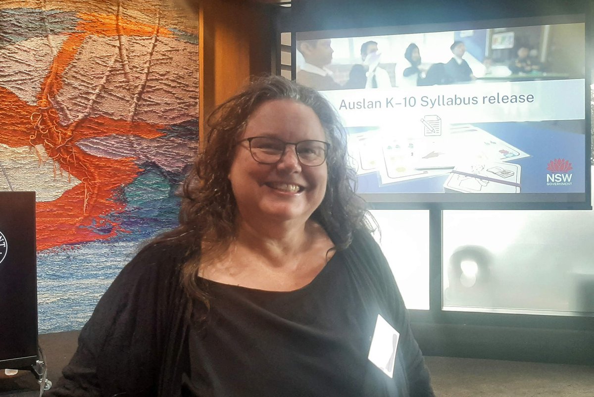 Head of Languages recognised for work developing Auslan syllabus