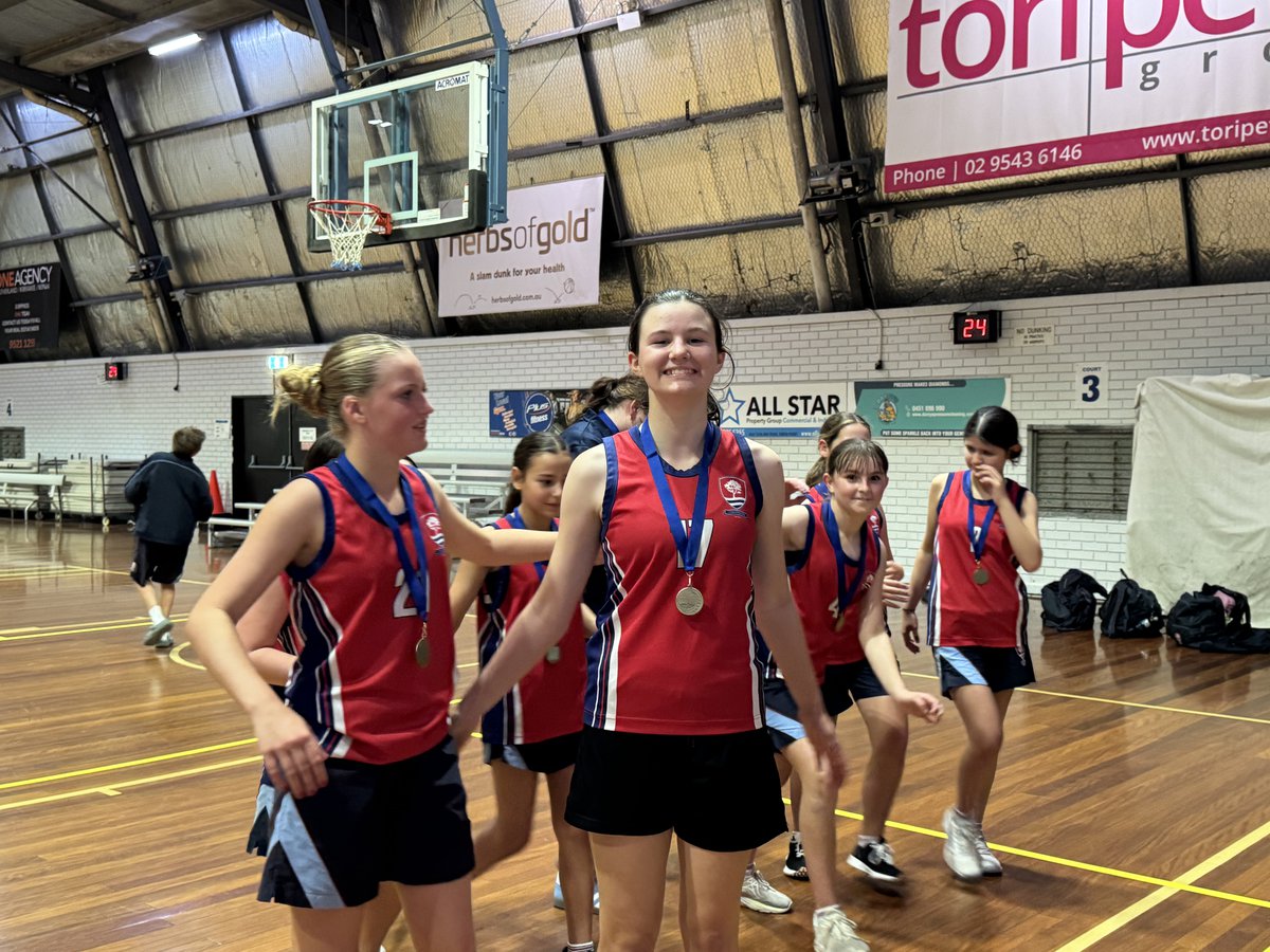 Girls win Primary Zone Basketball Gala Day, boys place third